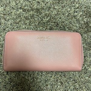 Kate Spade Continental zip around wallet